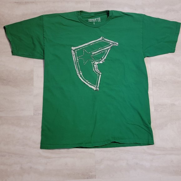 Famous Stars And Straps Mens Green Bone Famous Logo Graphic Large - Picture 1 of 6